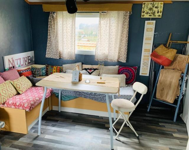 Coachella Guest House Lanouaille Ngoại thất bức ảnh